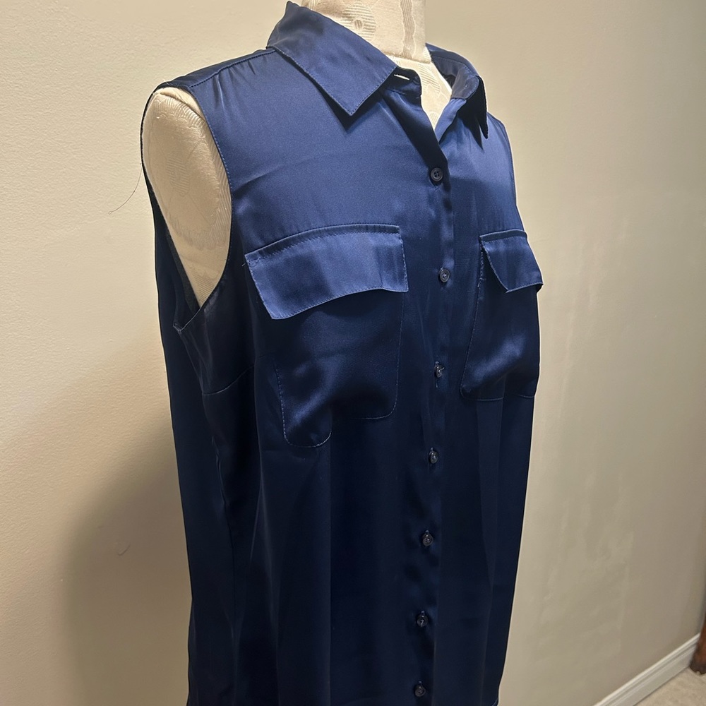 Blouse - Picture 2 of 2